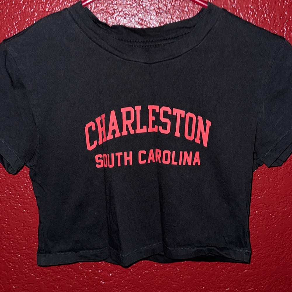 Cropped Black Tee